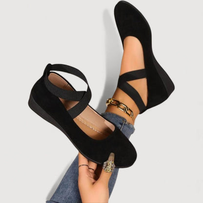 Livia™ | Comfort Flats