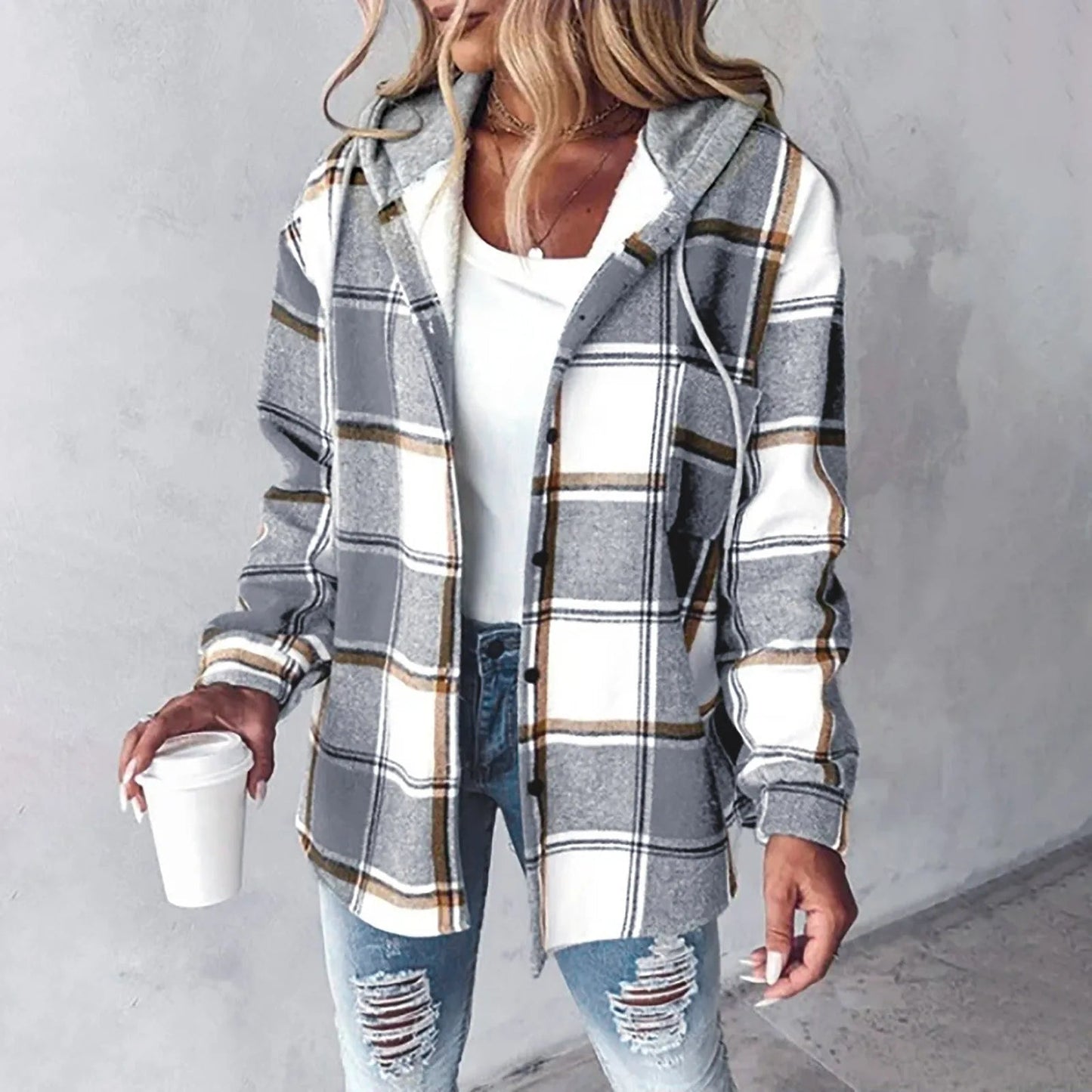 Chloé | Warm and elegant jacket for a chic and cozy look