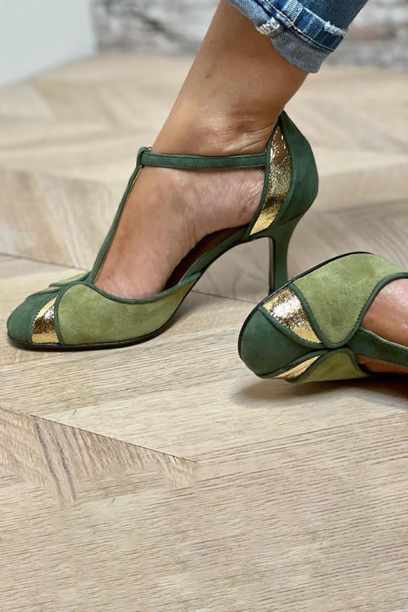 Taviana | Patchwork pumps with a T-strap and closed-toe – chic and on-trend design
