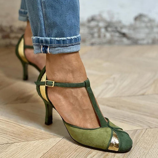 Taviana | Patchwork pumps with a T-strap and closed-toe – chic and on-trend design