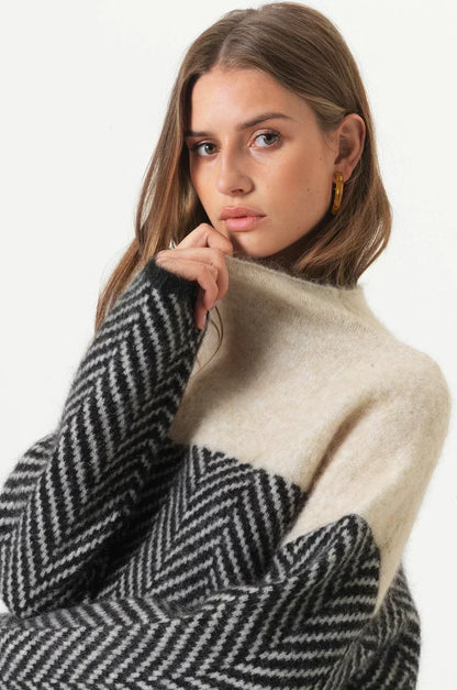 Belen™ | Cashmere Turtleneck