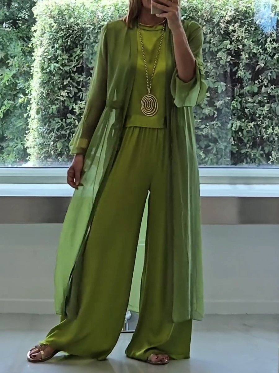 Avelisse™ | Three-Piece Set