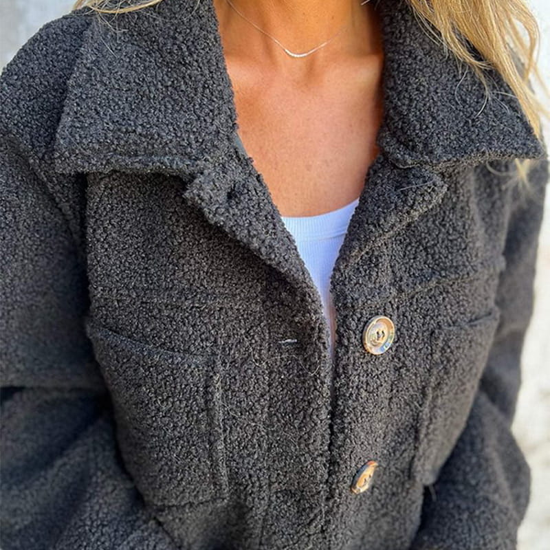 Nelea - Elegant and chic coat, refined and timeless allure